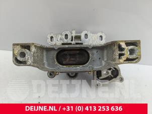 Mercedes Sprinter Engine mount O299052 photo 3