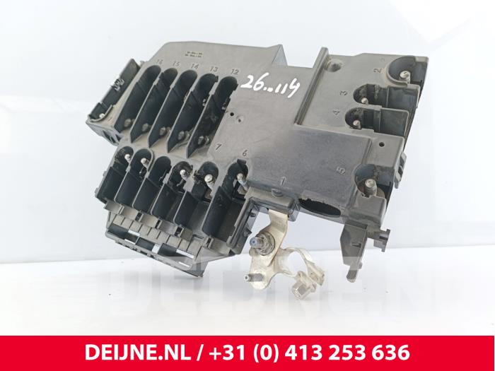 Gebruikte Delco Mercedes Sprinter 3t (910.6) 215 CDI 2.0 D FWD Prijs € 87,12 Inclusief btw aangeboden door van Deijne Onderdelen Uden B.V.