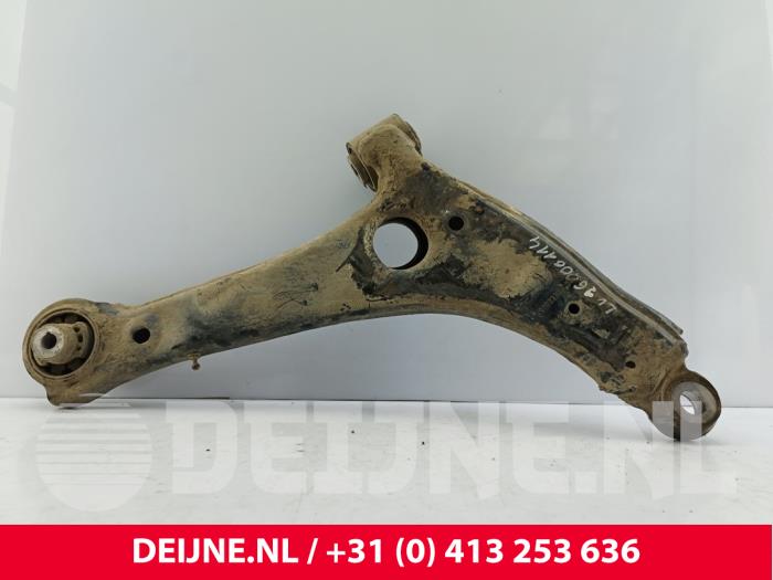 Mercedes Sprinter Draagarm onder links-voor O299135