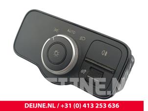 Mercedes Sprinter Licht Schakelaar O299145 foto 2