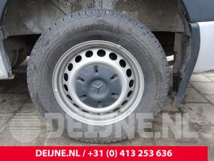 Mercedes Sprinter Set of wheels O299162 photo 2