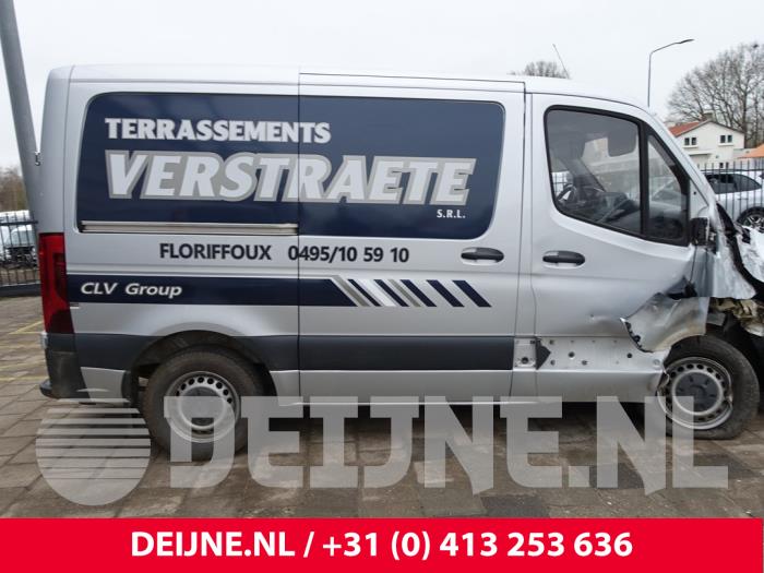 Mercedes Sprinter Schiebetür rechts O299186