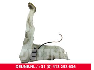 Renault Master Scheibensprühertank vorne O299189 foto 2