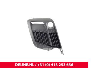 Opel Vivaro Afdekplaat mistlamp rechts O9990003207 foto 4