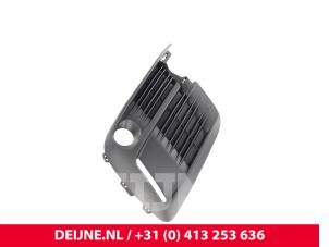 Opel Vivaro Afdekplaat mistlamp rechts O9990003207 foto 3