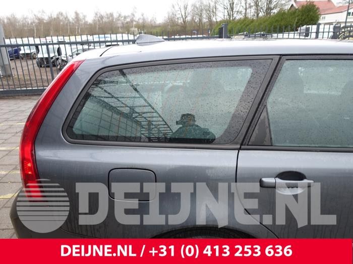 Volvo V50 Driehoeks Ruit rechts-achter O299231