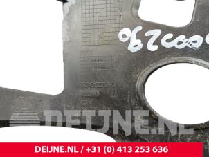 Volvo V60 Front bumper bracket, left O299323 photo 3