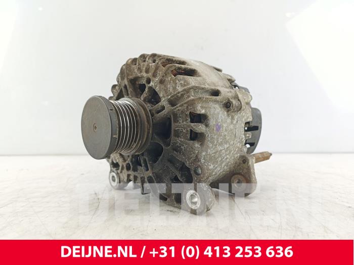 Gebruikte Dynamo Volkswagen Transporter T5 2.0 BiTDI DRF Prijs op aanvraag aangeboden door van Deijne Onderdelen Uden B.V.