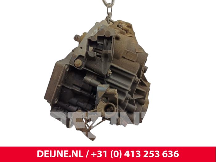 Volkswagen Transporter Versnellingsbak O299441