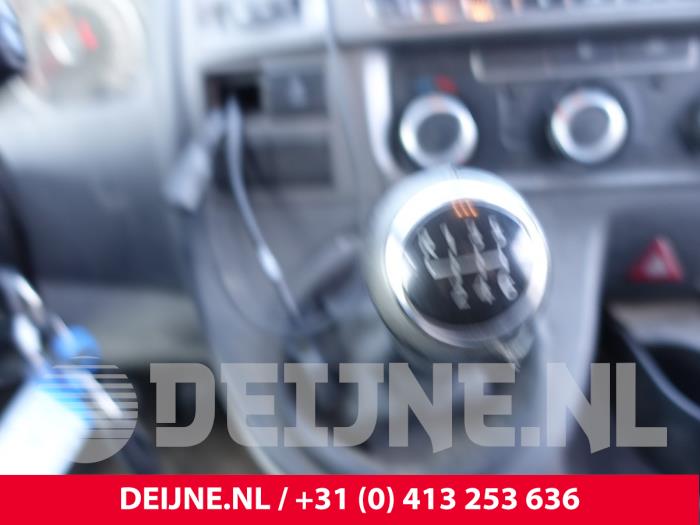 Volkswagen Transporter Versnellingspook O299442
