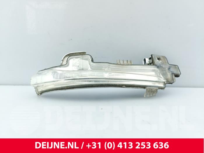 Volvo V60 Knipperlicht spiegel rechts O299454