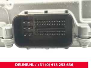 Volvo S90 Inverter O299461 foto 3