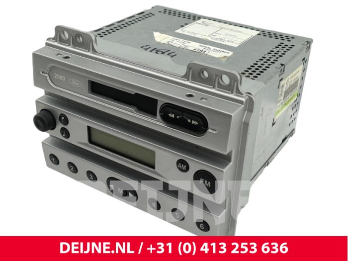 Ford Fiesta Radio O299465