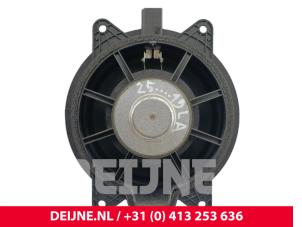 Volvo S90 Speaker O299489 photo 3