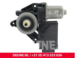 Volvo S90 Door window motor O299490 photo 2