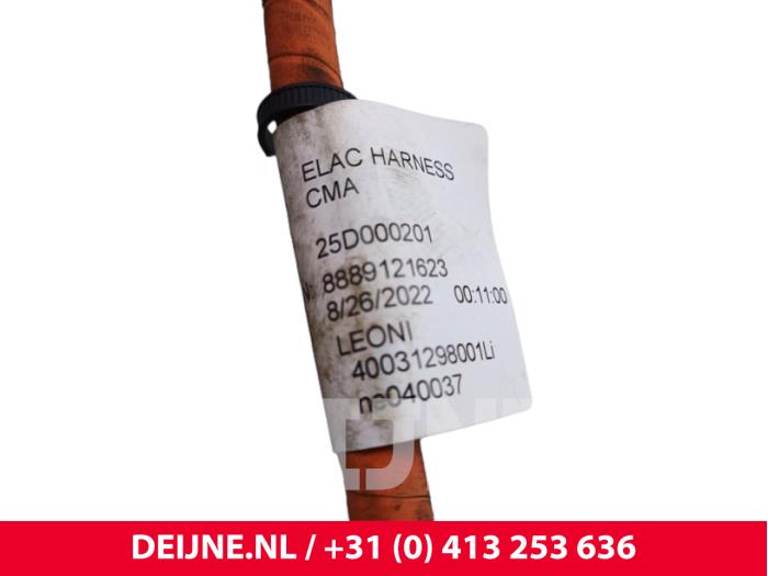Mercedes Vito Hochspannungskabel O299513