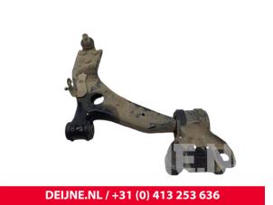 Volvo V40 Front lower wishbone, right O299554 photo 2
