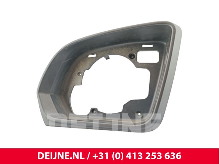Mercedes Vito Spiegelkap links O299626