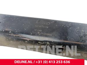 Lynk & Co 01 Radiatorbalken O299633 foto 2