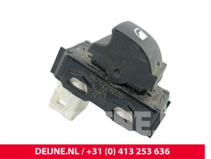 Peugeot Expert Elektrisches Fenster Schalter O299635 foto 2