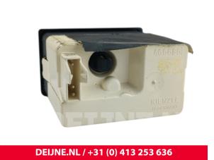 Volvo 4-Serie Uurwerk O299727 foto 3