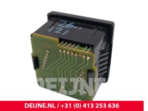 Volvo 4-Serie On-board computer controller O299728 photo 3
