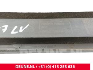 Volkswagen Caddy Bumper grille O299864 photo 3