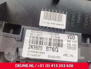 Volkswagen Caddy Kilometerteller KM O299841 foto 3