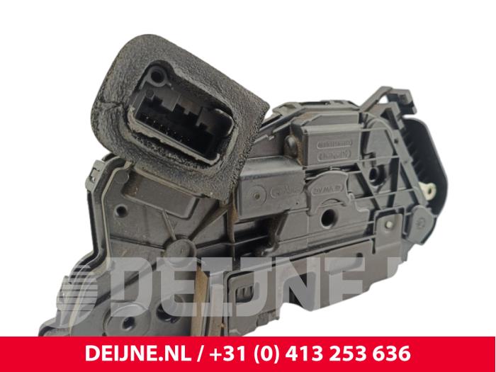 Volkswagen Caddy Deurslot Mechaniek 2Deurs links O299868