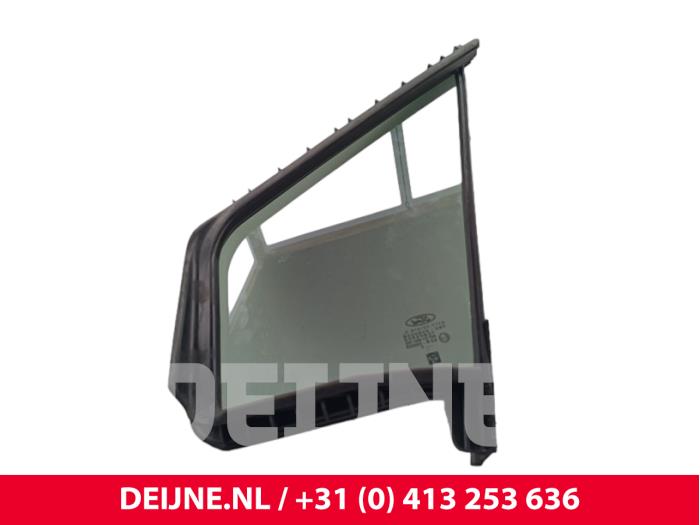 Ford Transit Connect Quarter light, front right O299883