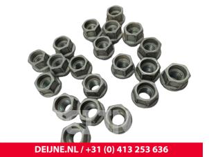 Tesla Model Y Set of wheel bolts O299910 photo 3