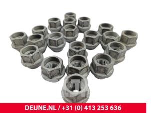Tesla Model Y Set of wheel bolts O299910 photo 2