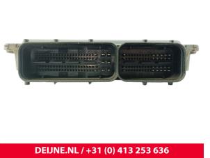 Volkswagen Caddy Engine management computer O299982 photo 2
