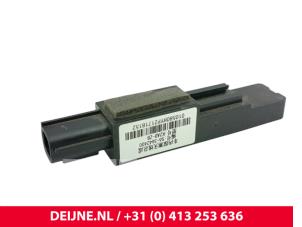 BYD Atto 3 Antenne Versterker O300011 foto 2