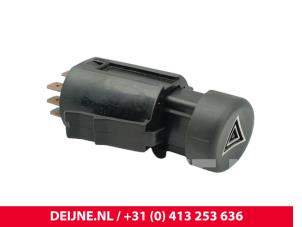 Volvo 4-Serie Panic lighting switch O300021 photo 3