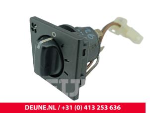 Volvo 4-Serie Heater switch O300053 photo 2