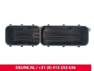 Mercedes Vito Engine management computer O300061 photo 2
