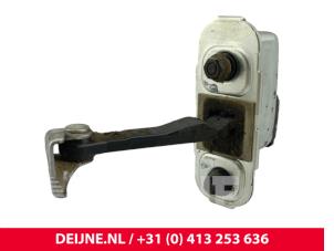 Hyundai H350 Türfänger 2-türig rechts O300124 foto 3