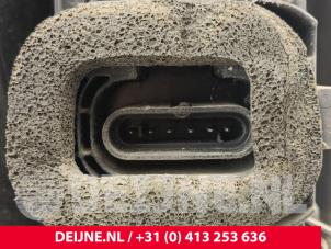 Iveco New Daily Taillight, right O300068 photo 3
