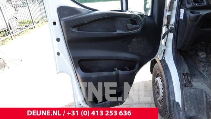 Iveco New Daily Tür 2-türig links O300098