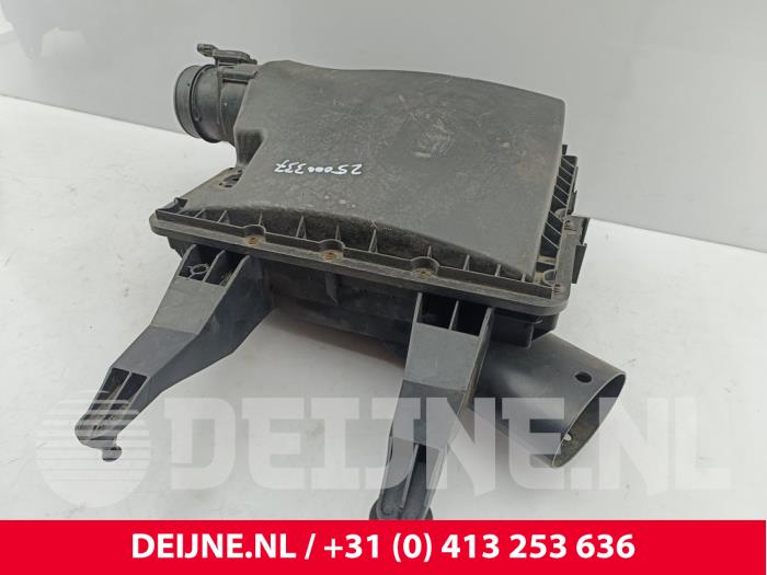 Mercedes Sprinter Luftfiltergehäuse O300158