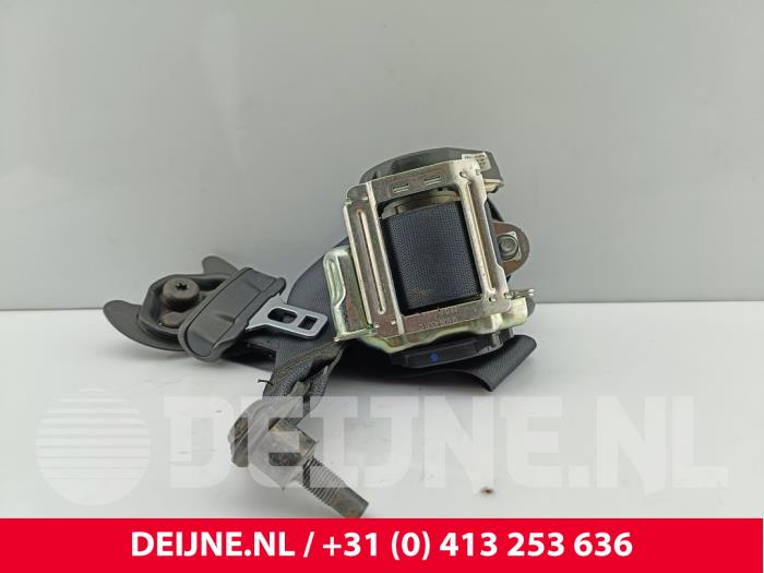 Mercedes Sprinter Sicherheitsgurt links vorne O300187