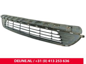 Renault Trafic Grille O300198 photo 3