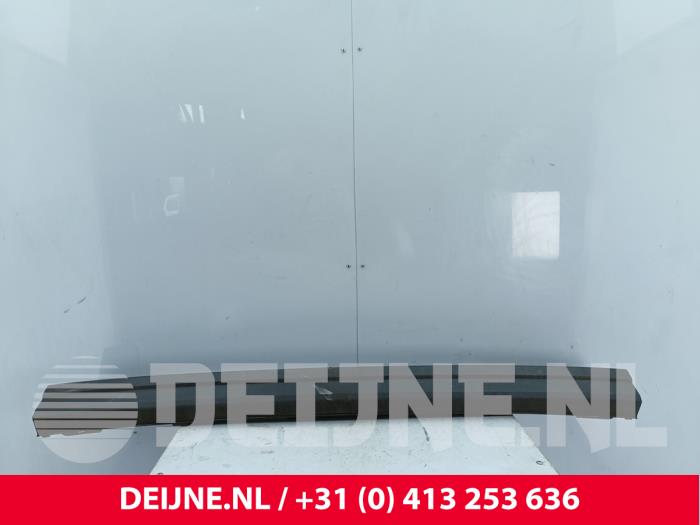 Volkswagen Crafter Stoßstange hinten O300217