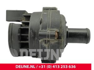 Renault Master Additional water pump O300279 photo 3