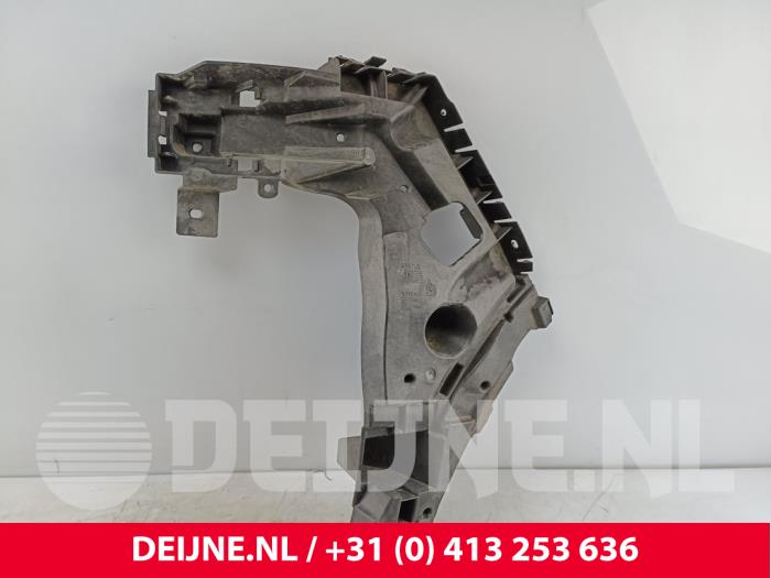Volvo XC40 Rear bumper bracket, right O300304