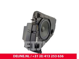 Tesla Model Y Subwoofer O300312 foto 2