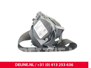 Nissan Interstar Front seatbelt, right O300313 photo 3