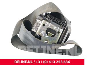 Nissan Interstar Front seatbelt, right O300313 photo 2