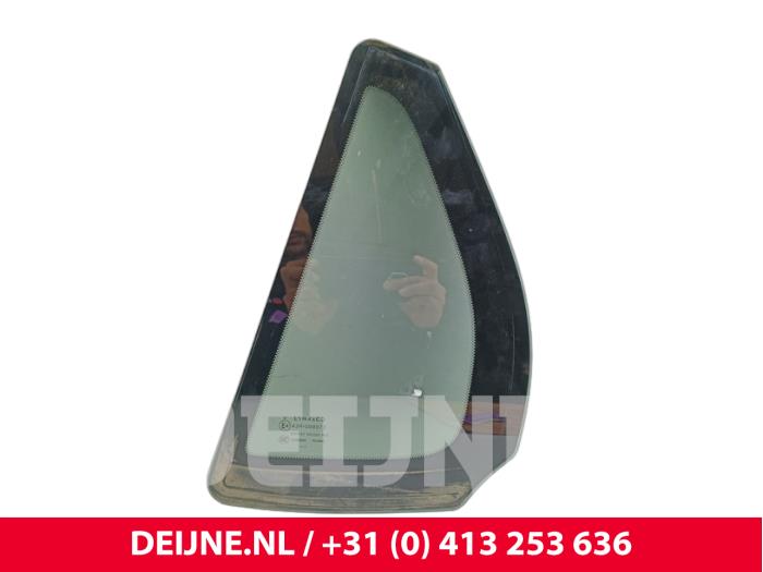 Lynk & Co 01 Driehoeks Ruit links-achter O300316